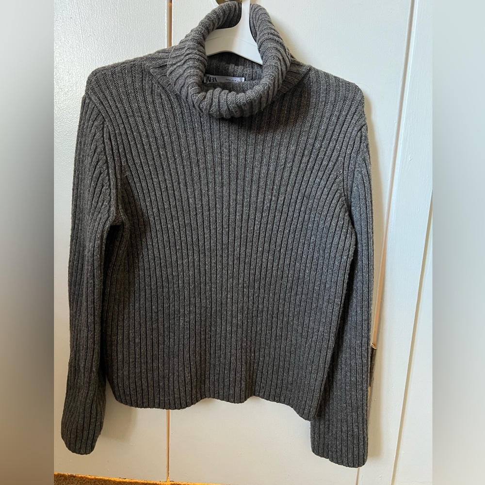 Zara winter sweater